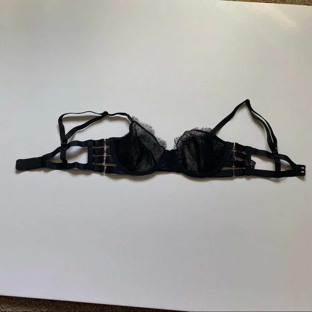 VS Very Sexy Unlined Demi 32D - worn 1x, like new